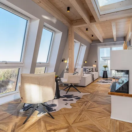 Holiday home Hus *