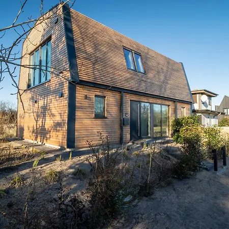 Hus * Dierhagen