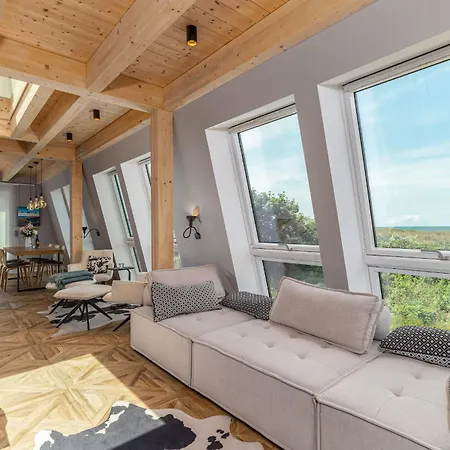 Holiday home Hus *