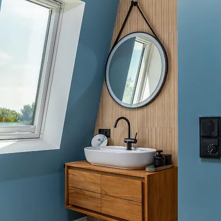 Hus 펜션 디르하겐