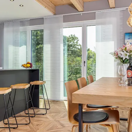 Hus Holiday home