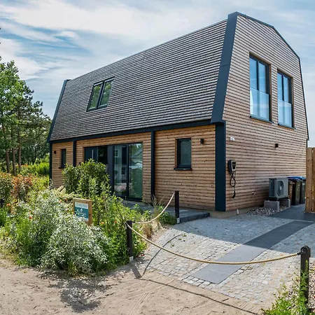 Hus *