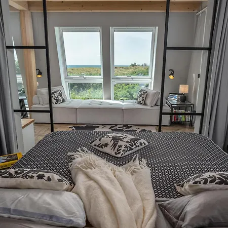 Hus Holiday home *